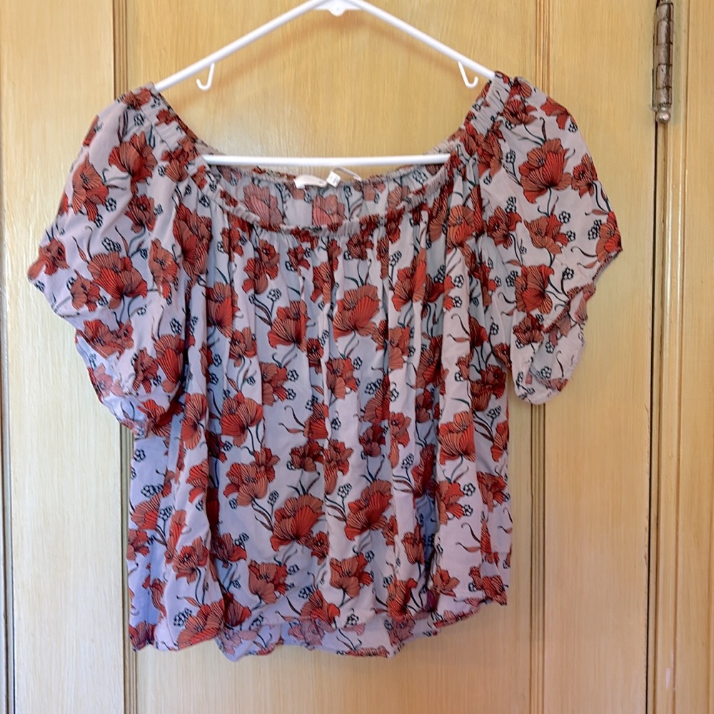 ASTR the Label Poppy Print off-shoulder cropped top Size Medium